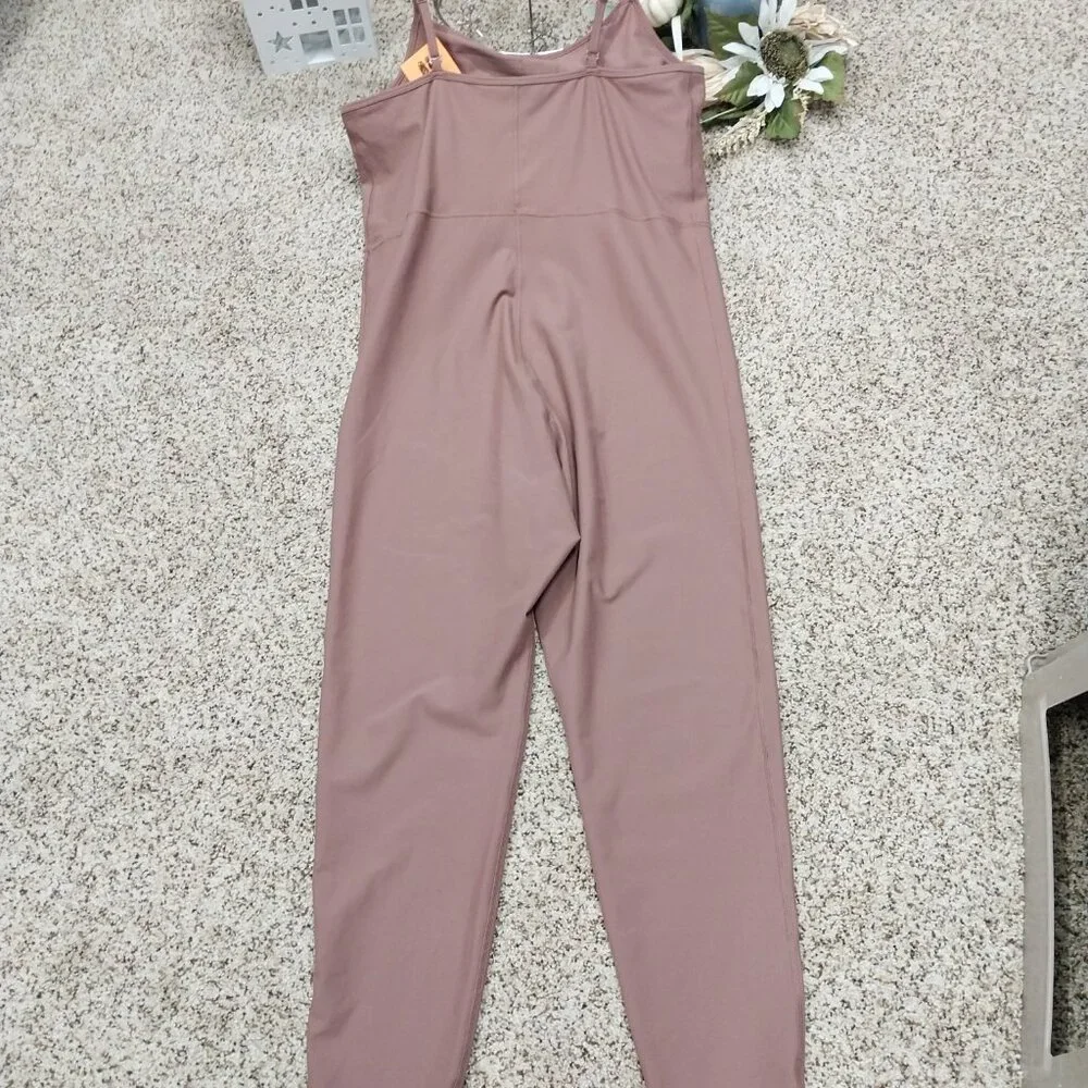 3397 Size XL Old Navy Active Go-Dry One Piece, Brown. NWOT - Picture 4 of 8
